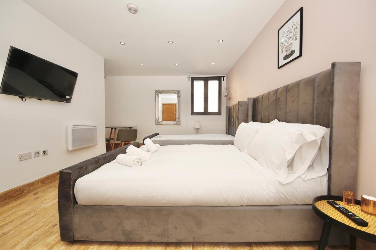 Hotel Edgware Hub à Londres Extérieur photo
