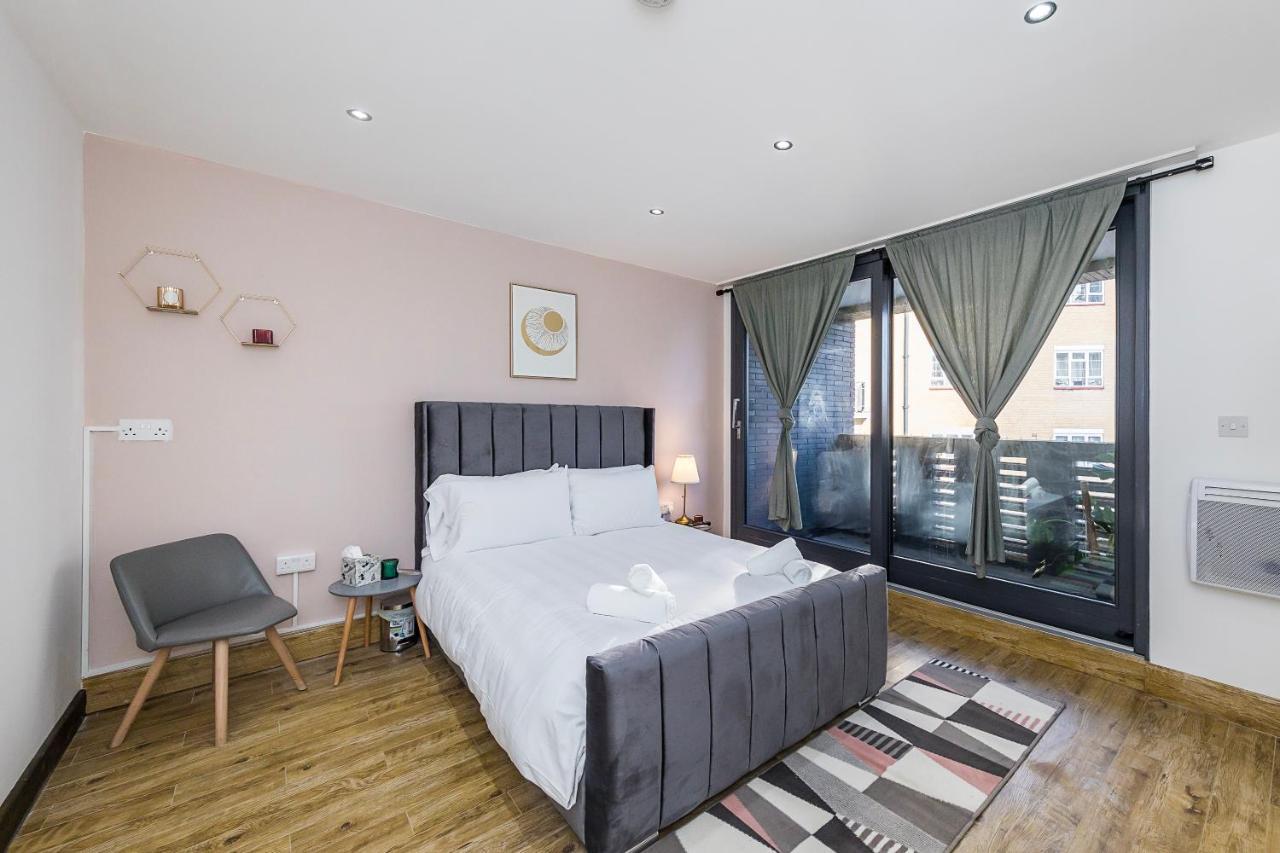 Hotel Edgware Hub à Londres Extérieur photo